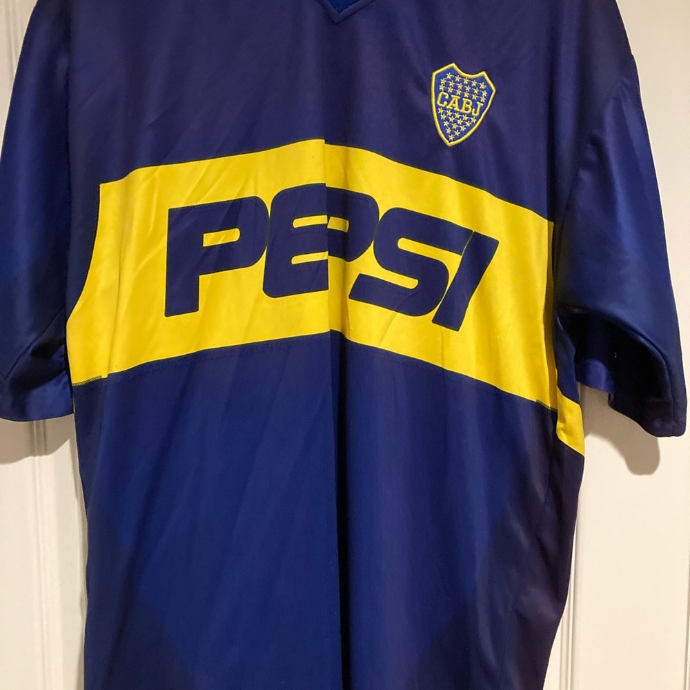 Vintage Boca Junior Argentinian soccer jersey preowned XL